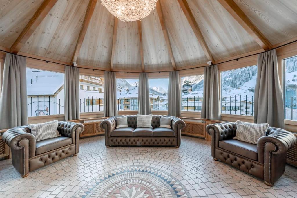 Sport- Und Genusshotel Silvretta ايشجل المظهر الخارجي الصورة