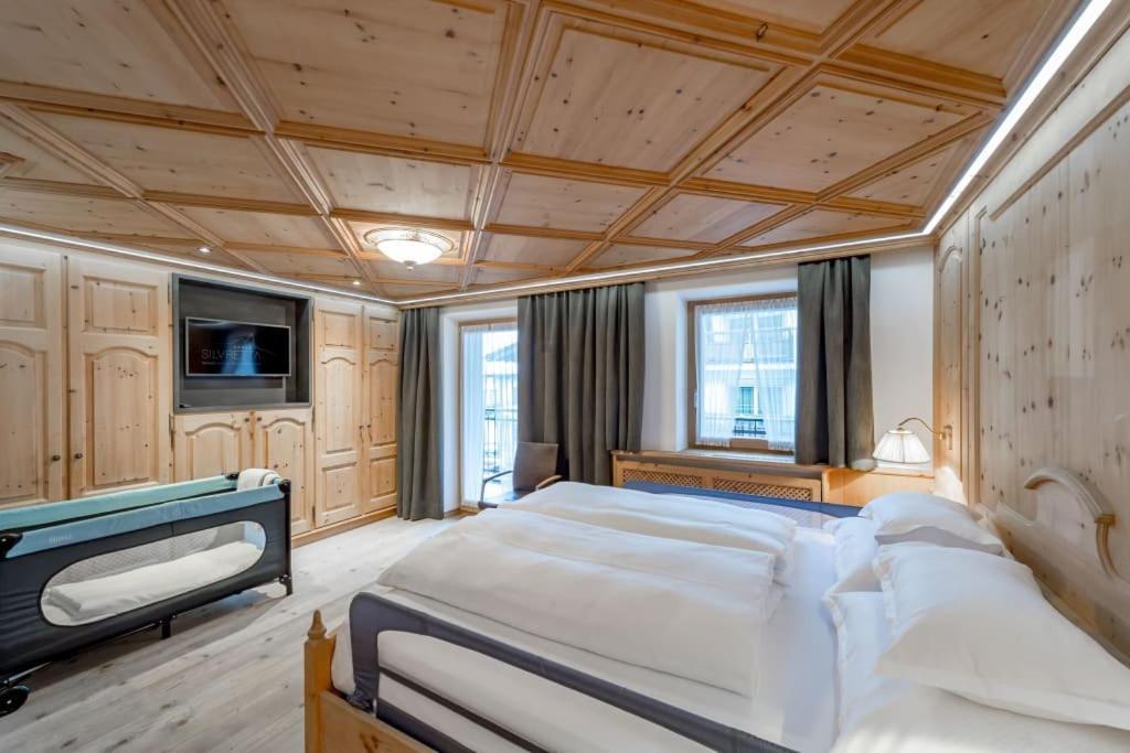 Sport- Und Genusshotel Silvretta ايشجل المظهر الخارجي الصورة