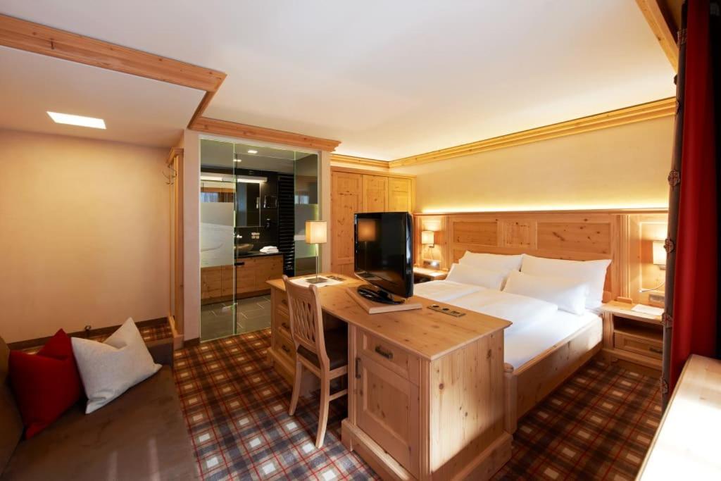 Sport- Und Genusshotel Silvretta ايشجل المظهر الخارجي الصورة